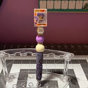 Glamour beaded pen ( Betty pop Future Trunks )